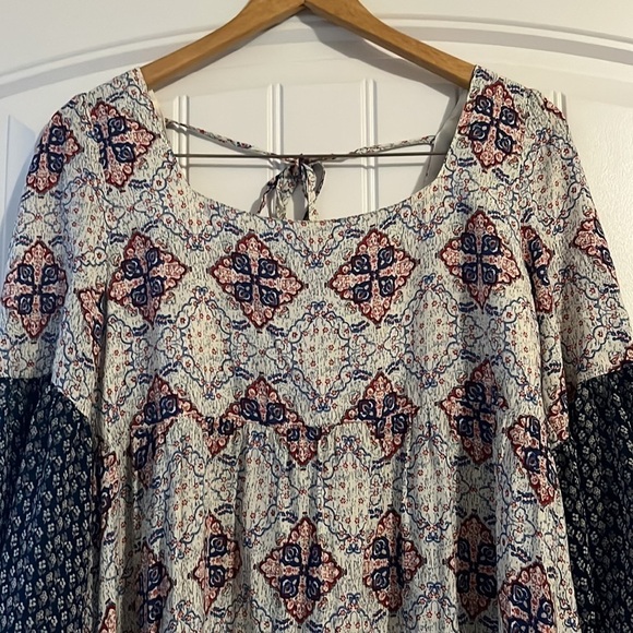 Umgee Floral Bell Sleeve scoop neck boho  Dress M - Picture 3 of 9
